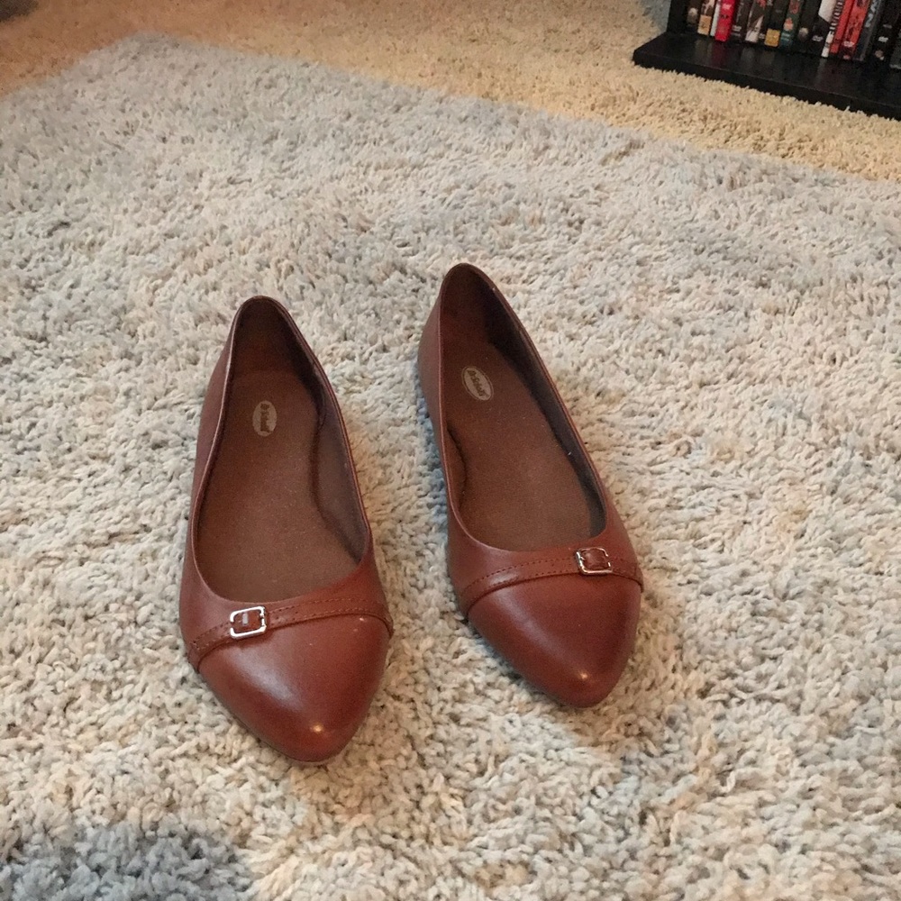 Brown Dr. Scholl’s flats